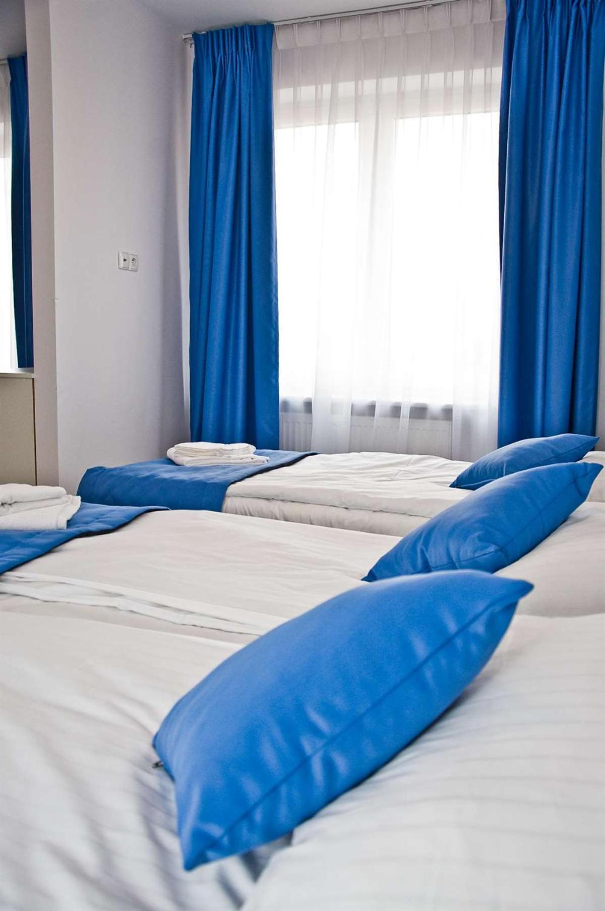 Park Apartamenty 츠르자노프 외부 사진